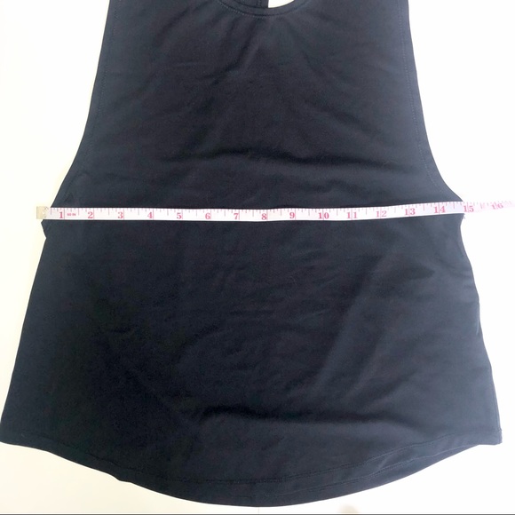 5/$20 Workout Top, size XS - Picture 5 of 7